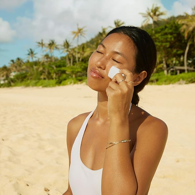 Sun Bum Mineral SPF 50 Face Stick Sunscreen - Water-Resistant Broad Spectrum Sunscreen with Vitamin E - Hawaii 104 Act Compliant (Made without Octinoxate & Oxybenzone) - Travel Friendly 0.53 oz