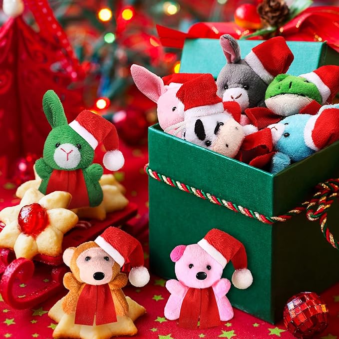 Skylety 50 Pcs Mini Christmas Stuffed Animals Bulk Small Christmas Tree Decorations Tiny Cute Plush Keychain Doll Toy for Holiday Xmas Party Favor Gift Classroom Prizes(Santa Style,Cute Color)