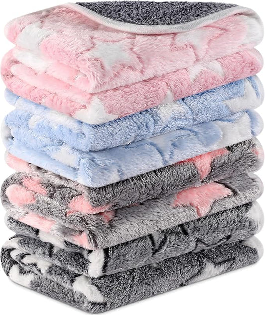 Reginary 4 Pcs Waterproof Guinea Pig Blankets Washable Small Animal Fleece Bedding Guinea Pig Cage Liners Reusable Training Pads Pet Pee Pad Sleep Mat for Hamster(Cute Star Pattern,24 x 16 Inch)