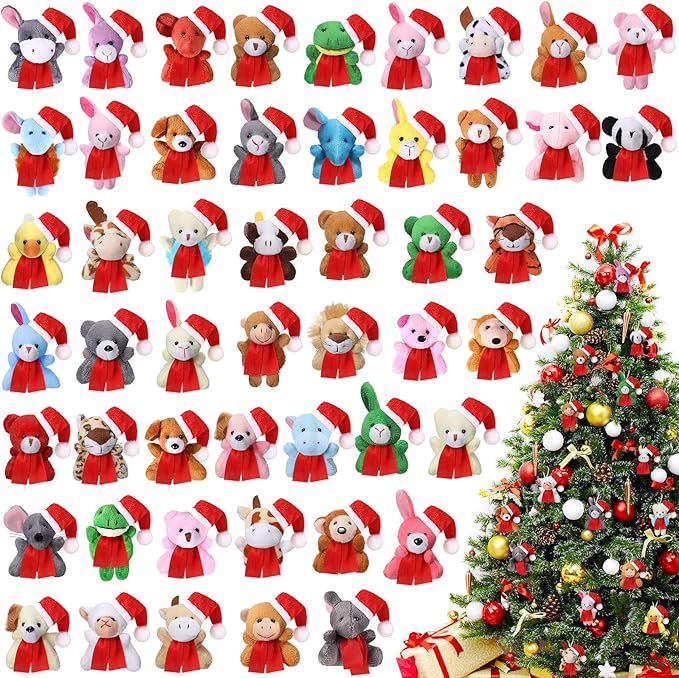 Skylety 50 Pcs Mini Christmas Stuffed Animals Bulk Small Christmas Tree Decorations Tiny Cute Plush Keychain Doll Toy for Holiday Xmas Party Favor Gift Classroom Prizes(Santa Style,Cute Color)