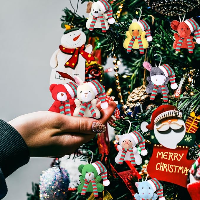 Skylety 50 Pcs Mini Christmas Stuffed Animals Bulk Small Christmas Tree Decorations Tiny Cute Plush Keychain Doll Toy for Holiday Xmas Party Favor Gift Classroom Prizes(Assorted Animals,Vivid Color)