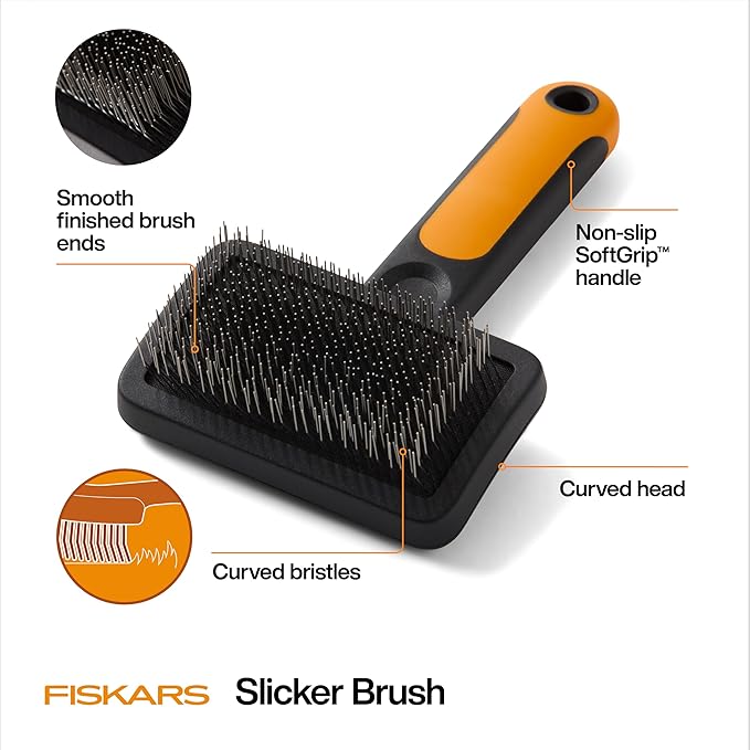 Fiskars Pet Slicker Brush, Cat and Dog Brush for Shedding, Fine Bristles & SoftGrip Handle for Gentle Grooming and Deshedding, Cat and Dog Supplies, 6.5”, Orange/Black