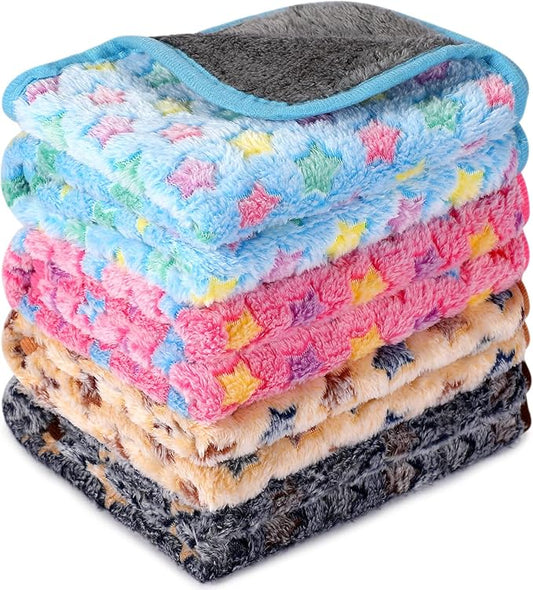 Reginary 4 Pcs Waterproof Guinea Pig Blankets Washable Small Animal Fleece Bedding Guinea Pig Cage Liners Reusable Training Pads Pet Pee Pad Sleep Mat for Hamster(Star Pattern,24 x 16 Inch)