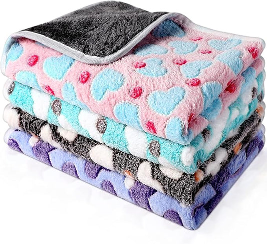 Reginary 4 Pcs Waterproof Guinea Pig Blankets Washable Small Animal Fleece Bedding Guinea Pig Cage Liners Reusable Training Pads Pet Pee Pad Sleep Mat for Hamster(Heart Pattern,24 x 16 Inch)