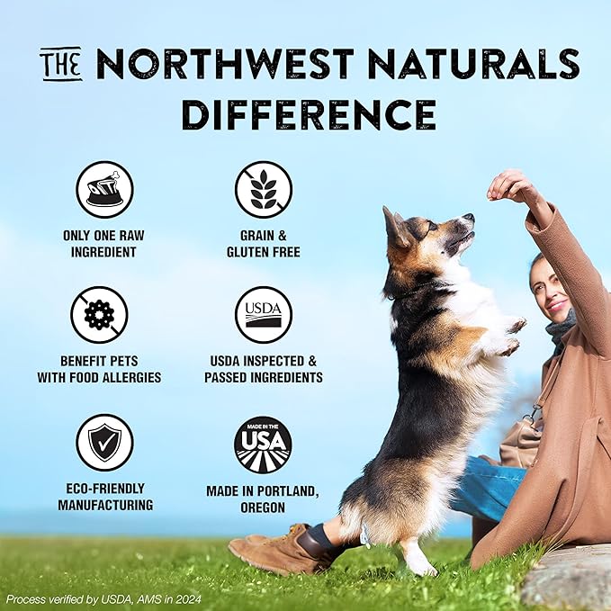Northwest Naturals Raw Rewards Freeze-Dried Chicken Heart Treats for Dogs and Cats - Bite-Sized Pieces - Healthy, 1 Ingredient, Human Grade Pet Ingredients, Natural, Made in USA, 10 Oz (Pack of 3)