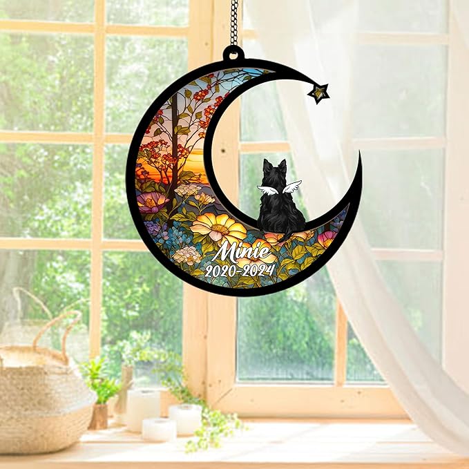 Personalized Scottish Terrier (Black) Sun Catcher, Dog Memorial Gifts, Custom Scottish Terrier (Black) with Wings Ornament Christmas Tree, Loss of Dog Sympathy Gift Memorial Suncatchers