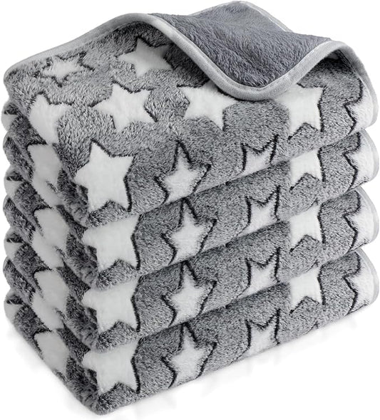 Reginary 4 Pcs Waterproof Guinea Pig Blankets Washable Small Animal Fleece Bedding Guinea Pig Cage Liners Reusable Training Pads Pet Pee Pad Sleep Mat for Hamster(Gray Star,24 x 16 Inch)