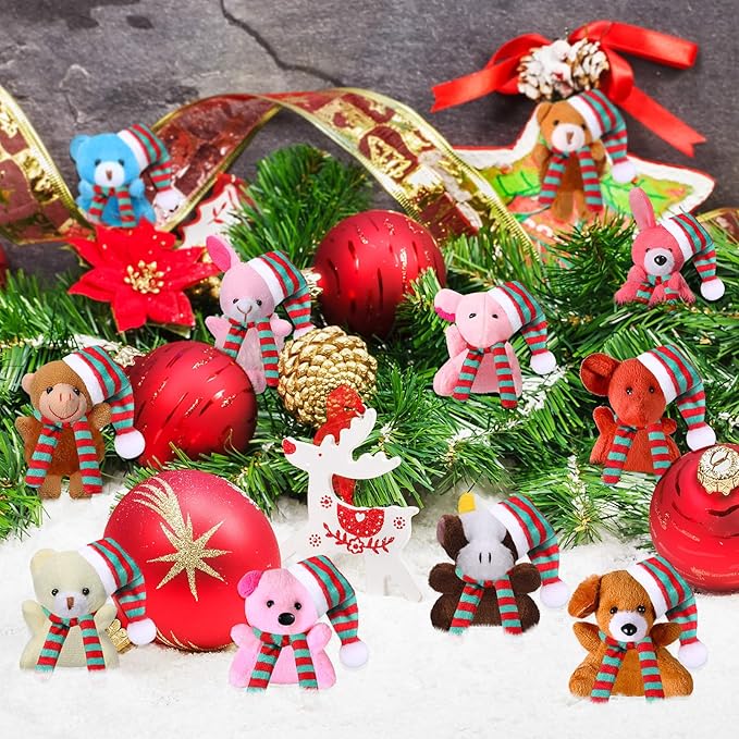 Skylety 50 Pcs Mini Christmas Stuffed Animals Bulk Small Christmas Tree Decorations Tiny Cute Plush Keychain Doll Toy for Holiday Xmas Party Favor Gift Classroom Prizes(Assorted Animals,Vivid Color)