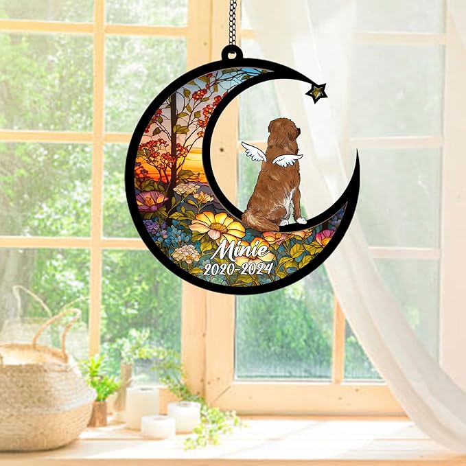 Personalized Nova Scotia Duck Tolling Retriever Sun Catcher, Dog Memorial Gifts, Custom Nova Scotia Duck Tolling Retriever with Wings Ornament Christmas Tree, Loss of Dog Sympathy Gift Suncatchers