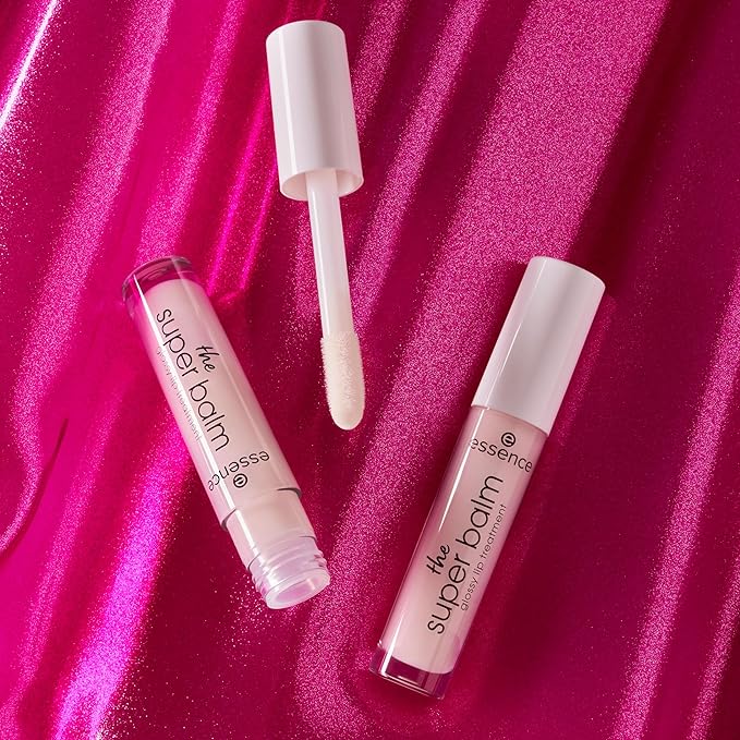 essence | The Super Balm Glossy Lip Treatment | 10 Hour Hydrating Lip Balm for Glossy Finish with Shea Butter & Vitamin E | Vegan & Cruelty Free